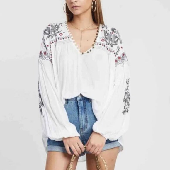 ICONIC BOHO WESTERN FREE PEOPLE EMBROIDERED STUDDED V NECK BLOUSE OFF WHITE SZ M - Picture 12 of 16